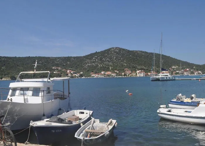 Vala - A3 Vinišće